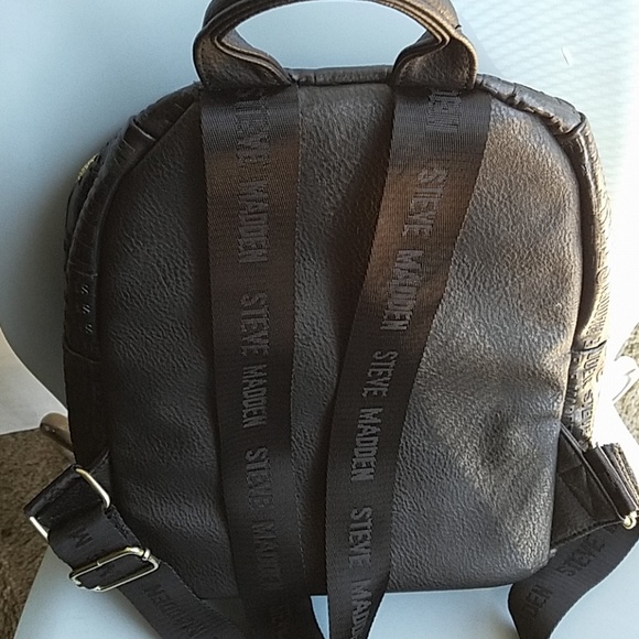 Bagpack - Picture 3 of 3